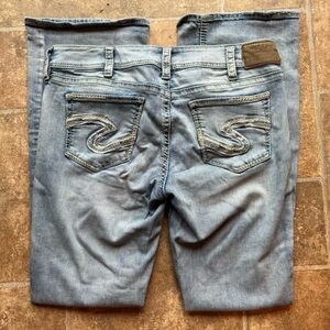 Silver Jeans Women’s Suki Mid Boot Jeans